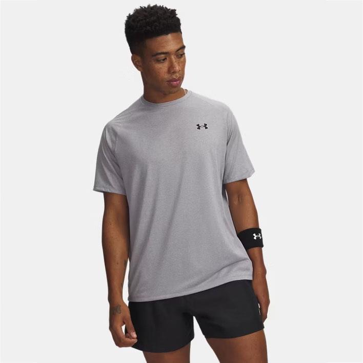 UNDER ARMOUR T-SH MN 1326413-036 TECH CINZ